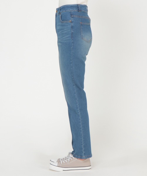 ikka（イッカ）の「デニムストレッチスキニーパンツ（デニムパンツ・レディース・ブルー/オフホワイト/ネイビー・M/L/S）」の22枚目の写真