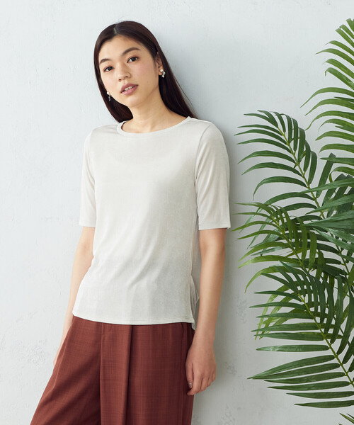 COMME CA ISM(コムサイズム)の「微光沢 5分袖Tシャツ(Tシャツ/カットソー・レディース・ライトグレー/ブラック/ブラウン/グリーン・MEDIUM/LARGE)」の2枚目の写真