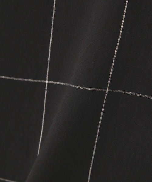 MARGARET HOWELL(マーガレットハウエル)の「OVERSIZED CHECK LINEN(シャツ/ブラウス・メンズ・ブラック/ホワイト・LARGE/MEDIUM/SMALL)」の9枚目の写真