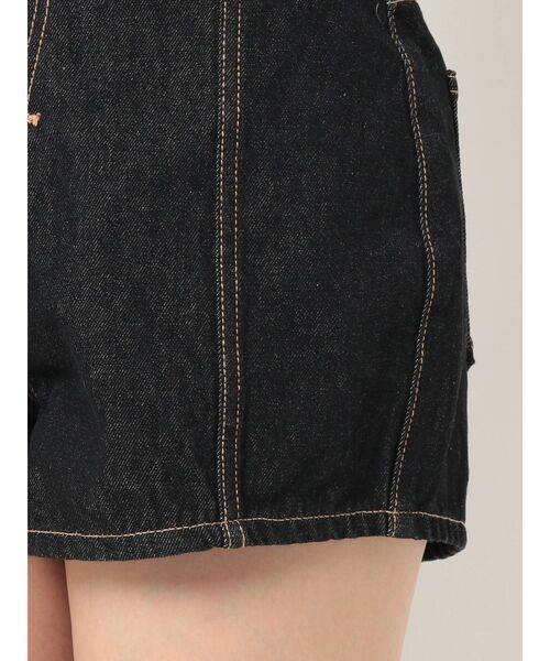 jouetie（ジュエティ）の「ボタンフライハイウエストデニムショートパンツ（デニムパンツ・レディース・ライトブルー/ブラック・SMALL/MEDIUM）」の19枚目の写真