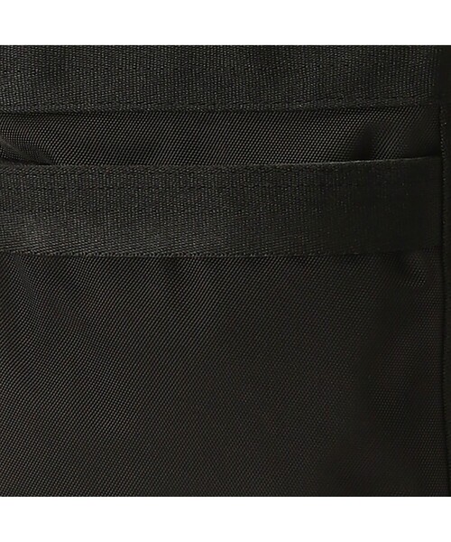 LACOSTE（ラコステ）の「アウトドアクロック ボディバッグ（ボディバッグ/ウエストポーチ・メンズ・ブラック・FREE）」の8枚目の写真