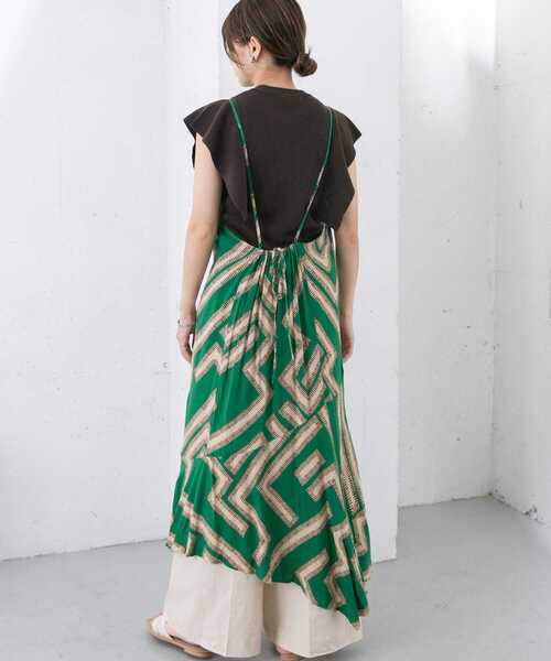 KBF（ケイビーエフ）の「メイズパターンアシンメトリーキャミワンピース（ワンピース・レディース・ホワイト系その他/グリーン系その他・ONE）」の5枚目の写真