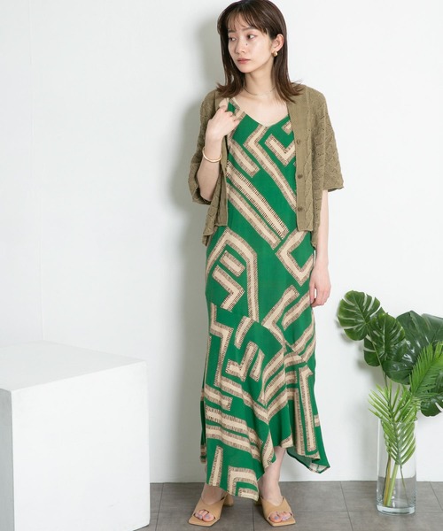 KBF（ケイビーエフ）の「メイズパターンアシンメトリーキャミワンピース（ワンピース・レディース・ホワイト系その他/グリーン系その他・ONE）」の6枚目の写真