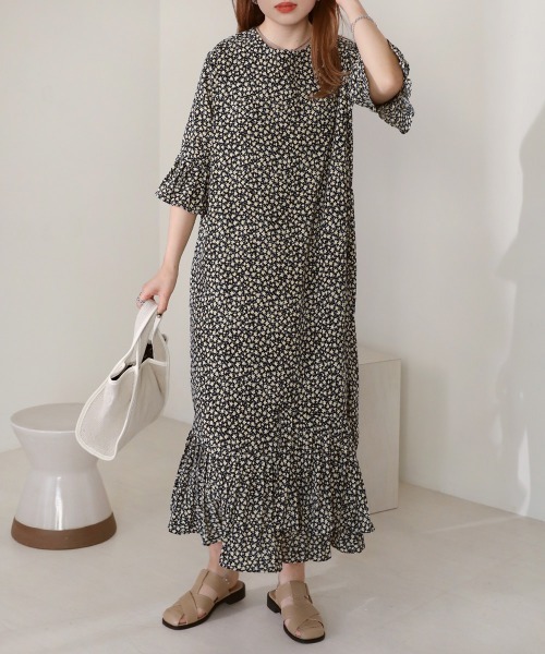 Bab(バブ)の「裾アシメプリーツワンピース(ワンピース・レディース・イエロー/ブラック・M)」の9枚目の写真