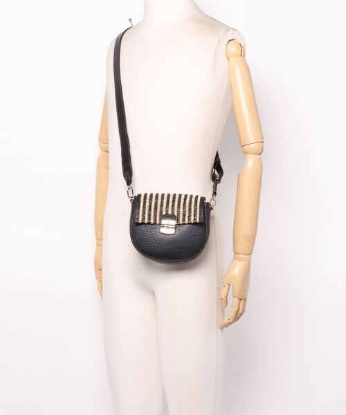 FURLA（フルラ）の「FURLA CLUB 2 MINI CROSSBODY（ショルダーバッグ・レディース・ブラック系その他・ONE SIZE）」の4枚目の写真