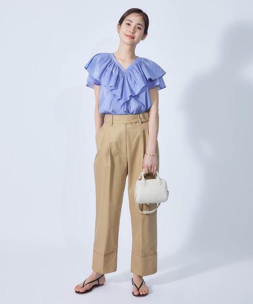 ROPE'（ロペ）の「【エディター三尋木奈保さんコラボ】ラッフルブラウス（シャツ/ブラウス・レディース・ベージュ/ネイビー/ブルー系その他4/オフホワイト・38）」の13枚目の写真