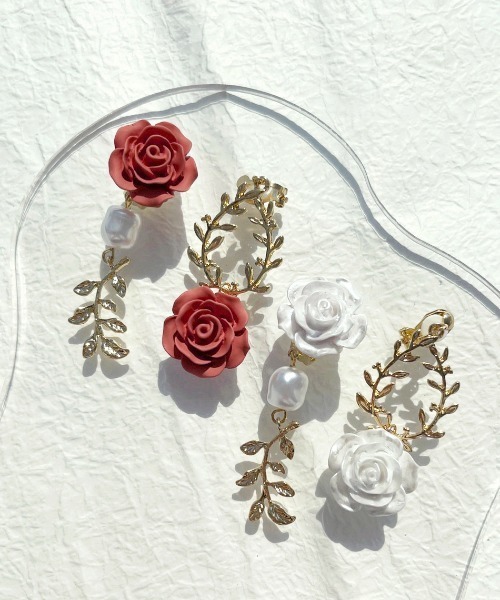 apres jour（アプレジュール）の「【apres jour×ARIAZ】ローズイヤリング（イヤリング・レディース・ホワイト/レッド・FREE）」の7枚目の写真