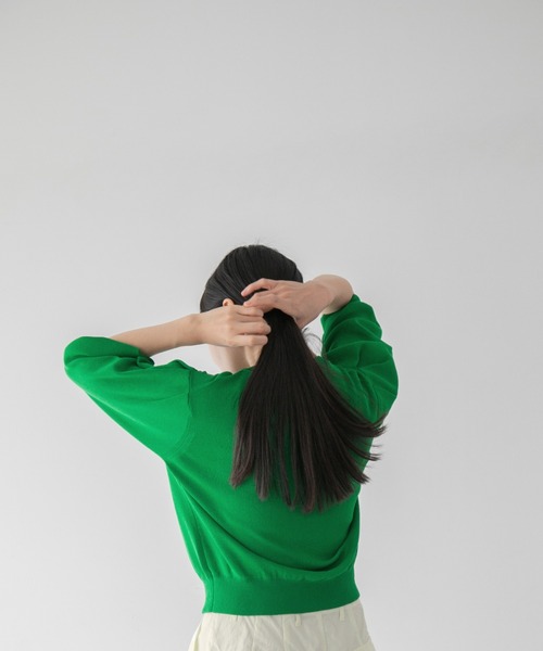 yuw（ユウ）の「パフクルーニットカーディガン　285322（カーディガン/ボレロ・レディース・ブラック/グリーン/グレー・FREE）」の22枚目の写真