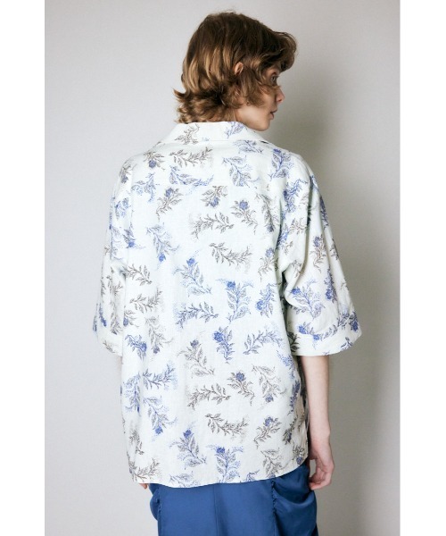 MOUSSY(マウジー)の「FLORAL LINEN BLEND シャツ(シャツ/ブラウス・レディース・グリーン/ブルー・FREE)」の4枚目の写真