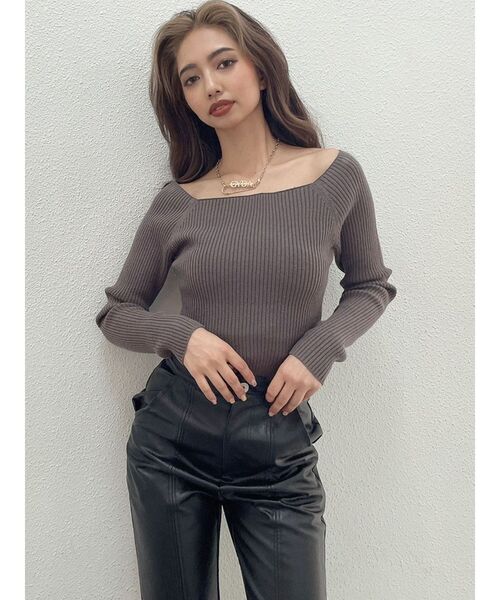 GYDA（ジェイダ）の「オフショルリブニットトップス（ニット/セーター・レディース・オフホワイト/チャコールグレー/ブラック・FREE）」の6枚目の写真