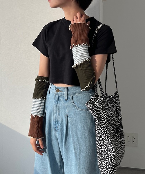 kutir(クティール)の「【SETUP可】メローアームウォーマー(アームカバー・レディース・ホワイト/ブラック/ネイビー/カーキ・FREE)」の20枚目の写真