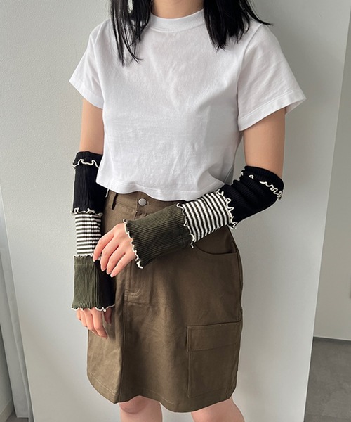 kutir(クティール)の「【SETUP可】メローアームウォーマー(アームカバー・レディース・ホワイト/ブラック/ネイビー/カーキ・FREE)」の10枚目の写真