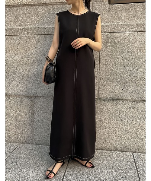 Re:EDIT（リエディ）の「[低身長/高身長サイズ有]前後2WAY配色ステッチVネックジャンパースカート（ジャンパースカート・レディース・ブラック/ブラウン・MEDIUM/LARGE/SHORT/TALL）」の7枚目の写真