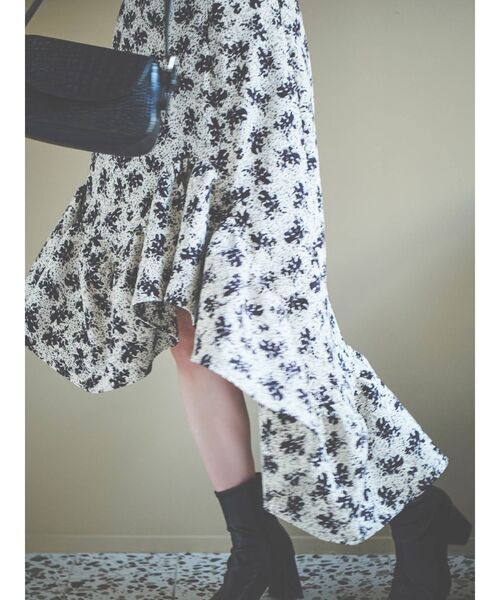 dazzlin（ダズリン）の「アソートアシメフリルスカート（スカート・レディース・その他1/ブラウン・SMALL/MEDIUM）」の8枚目の写真