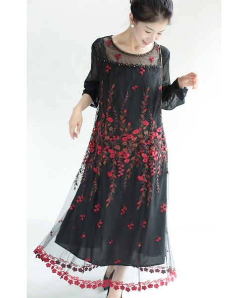 黒 紅い花刺繍とビーズで彩るベールロングワンピース ワンピース Cawaii カワイイ のファッション通販 Zozotown