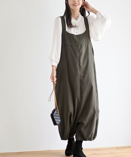 rps（アールピーエス）の「フェイクスウェードボリュームヘムオールインワン（サロペット/オーバーオール・レディース・チャコールグレー/ブラック/カーキ/カーキブラウン/モカ・フリー）」の3枚目の写真