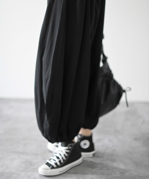 rps（アールピーエス）の「フェイクスウェードボリュームヘムオールインワン（サロペット/オーバーオール・レディース・チャコールグレー/ブラック/カーキ/カーキブラウン/モカ・フリー）」の13枚目の写真