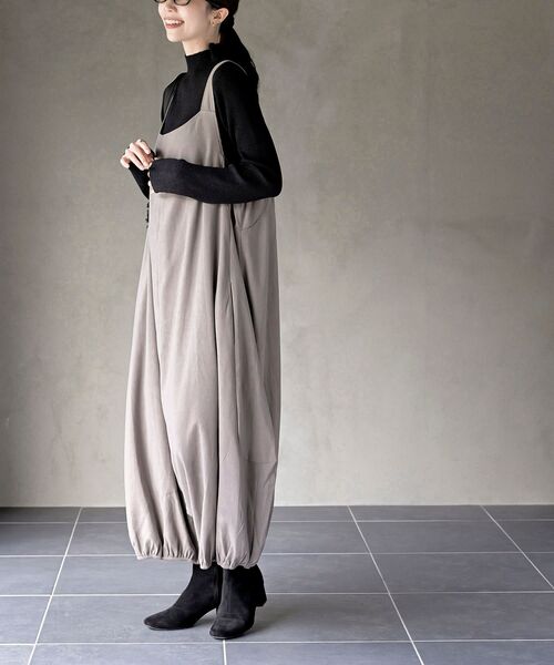 rps（アールピーエス）の「フェイクスウェードボリュームヘムオールインワン（サロペット/オーバーオール・レディース・チャコールグレー/ブラック/カーキ/カーキブラウン/モカ・フリー）」の16枚目の写真