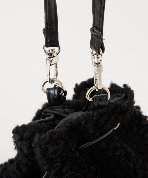 abahouse mavie(アバハウスマヴィ)の「【MEI 】FUR MINI巾着(ショルダーバッグ・レディース・アイボリー/その他/ブラック・フリー)」の7枚目の写真