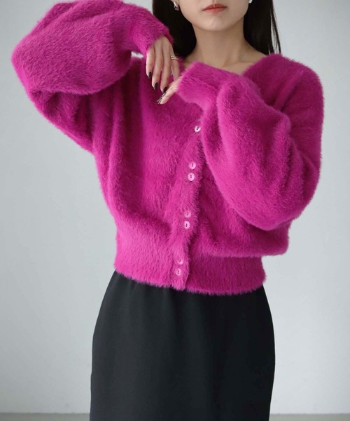 cheriella(シェリエラ)の「【cheriella】WEB限定フェザーヤーンカーディガン(カーディガン/ボレロ・レディース・ホワイト/ブラック/ブラウン/グリーン/ラベンダー/パープル/ブルー/アイボリー・M)」の7枚目の写真