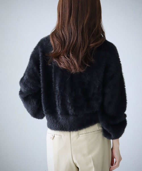 cheriella(シェリエラ)の「【cheriella】WEB限定フェザーヤーンカーディガン(カーディガン/ボレロ・レディース・ホワイト/ブラック/ブラウン/グリーン/ラベンダー/パープル/ブルー/アイボリー・M)」の9枚目の写真