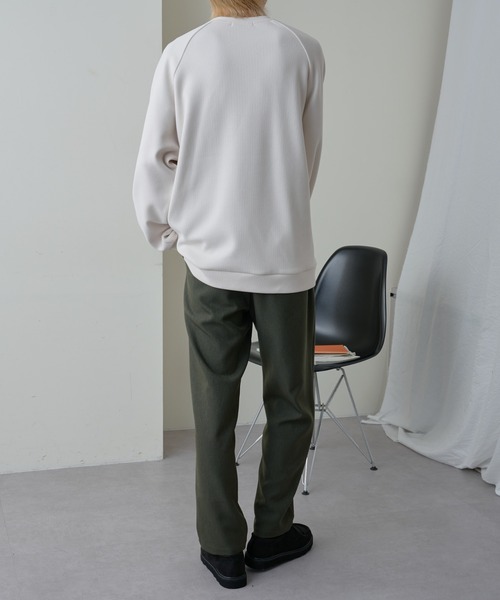 COLONY 2139（コロニートゥーワンスリーナイン）の「ストレッチリブラグランプルオーバー（Tシャツ/カットソー・メンズ・ブラック/オフホワイト/チャコールグレー・MEDIUM/LARGE/X-LARGE）」の20枚目の写真