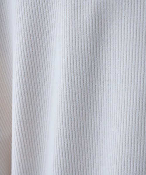 COLONY 2139（コロニートゥーワンスリーナイン）の「ストレッチリブラグランプルオーバー（Tシャツ/カットソー・メンズ・ブラック/オフホワイト/チャコールグレー・MEDIUM/LARGE/X-LARGE）」の16枚目の写真