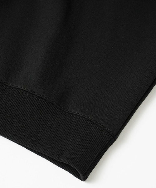 MILKFED.（ミルクフェド）の「FLOWER EMBROIDERY BIG SWEAT TOP（スウェット・レディース・ライトブルー/ブラック/オフホワイト/ライトパープル・ONE SIZE）」の8枚目の写真