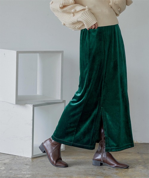 miette(ミエット)の「フロントスリットベロアロングスカート(スカート・レディース・ブルー/グリーン/ブラック・FREE)」の13枚目の写真