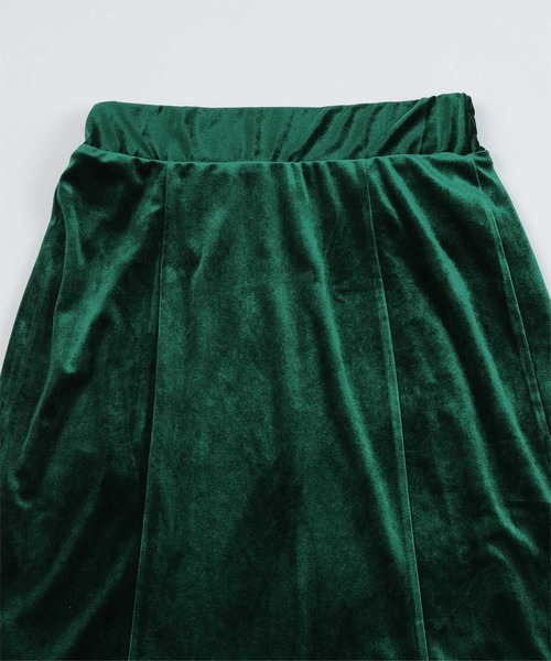 miette(ミエット)の「フロントスリットベロアロングスカート(スカート・レディース・ブルー/グリーン/ブラック・FREE)」の7枚目の写真