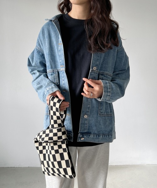 CLEA（クレア）の「ビッグサイズデニムジャケットブルゾン（デニムジャケット・レディース・ブラック/ブルー・FREE）」の14枚目の写真