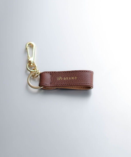 bpr BEAMS（ビーピーアール ビームス ）の「bPr BEAMS / レザーストラップ キーホルダー（キーホルダー・メンズ・レッド/イエロー/ブラウン/ネイビー/ブラック/グレー・ONE SIZE）」の4枚目の写真