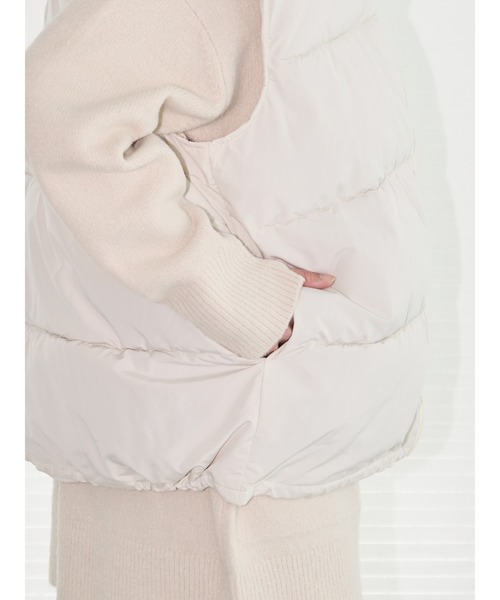 AMERICAN HOLIC（アメリカンホリック）の「あったかBIG中綿ベスト（ダウンベスト・レディース・アイボリー/ブラック・FREE）」の10枚目の写真