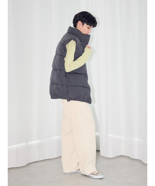 AMERICAN HOLIC（アメリカンホリック）の「あったかBIG中綿ベスト（ダウンベスト・レディース・アイボリー/ブラック・FREE）」の15枚目の写真