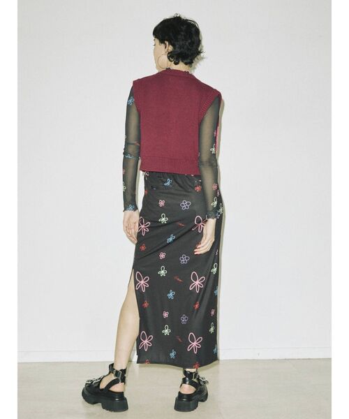 jouetie（ジュエティ）の「アートフラワースリットナロースカート（スカート・レディース・ブルー/ブラック/ピンク・MEDIUM）」の8枚目の写真