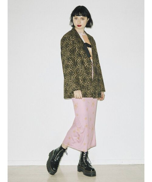 jouetie（ジュエティ）の「アートフラワースリットナロースカート（スカート・レディース・ブルー/ブラック/ピンク・MEDIUM）」の10枚目の写真