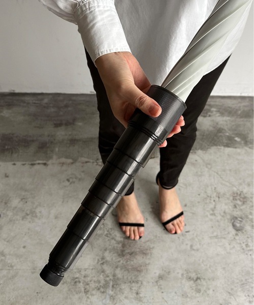 COMMON WARE（コモンウェアー）の「NT : 濡れないスライド傘カバー（長傘・レディース・クリア/ブラック/パープル/ネイビー・FREE）」の8枚目の写真