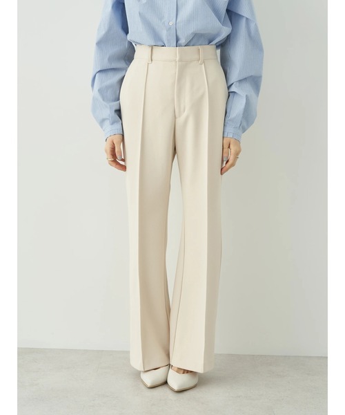 earth music&ecology（アースミュージックアンドエコロジー）の「センターシームパンツ（その他パンツ・レディース・ブルー/ライトイエロー/ブラック/ライトベージュ・S/M）」の11枚目の写真