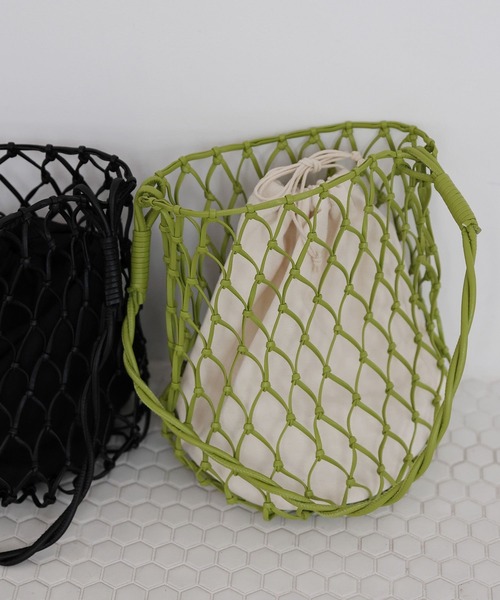 LAKOLE（ラコレ）の「メッシュタテ型ショルダーバッグ / 180313