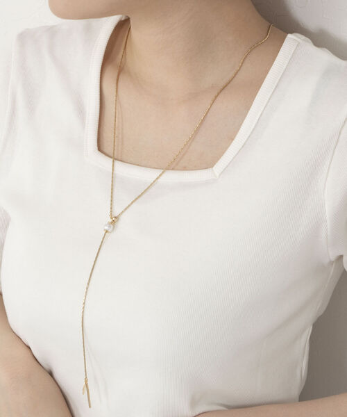NOLLEY’S Sophi（ノーリーズソフィ）の「スライドパールY字ネックレス（ネックレス・レディース・ゴールド・FREE）」の4枚目の写真