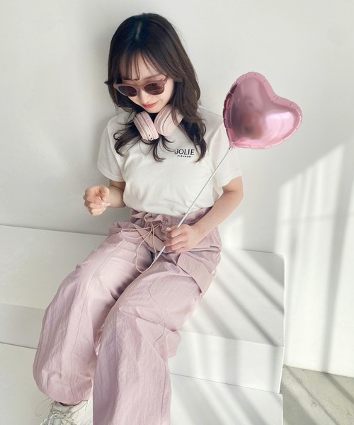 one after another NICE CLAUP(ワンアフターアナザーナイスクラップ)の「パラシュートパンツ(カーゴパンツ・レディース・チャコールグレー/ピンク/アイボリー・FREE)」の13枚目の写真