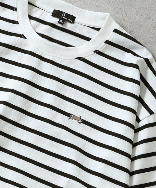 ZIP FIVE（ジップファイブ）の「【ZIP FIVE】動物刺繍 ワンポイント 綿100 ビッグシルエット 半袖 Tシャツ ユニセックス（Tシャツ/カットソー・レディース・ホワイト×ネイビー/オートミール/杢グレー/クリーム/ホワイト系/ホワイト系1/ホワイト系2/ホワイト系3/ブラック系/グレー系/ベージュ系/アイボリー系/ネイビー系/ネイビー系1/ネイビー系2/ネイビー/ブラック/ホワイト/ホワイト系7/ホワイト系8/ホワイト系4/ホワイト系6/ブラック系1/アイボリー系1/ネイビー系3/ネイビー系4/ホワイト系5/ベージュ系1・LARGE/MEDIUM/SMALL/X-LARGE）」の7枚目の写真
