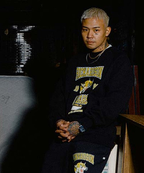 RICHARDSON（リチャードソン）の「【Richardson/リチャードソン】 COUGARS RAGLAN CREW 「クーガーズ」ラグランクルースウェット（スウェット・メンズ・ブラック/グレー・L/M/S/XL）」の9枚目の写真