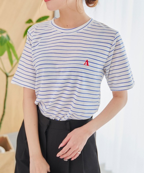 Isn't She?（イズントシー）の「ボーダー刺繍ロゴTシャツ（Tシャツ/カットソー・レディース・ブラック/レッド/ブルー・FREE）」の6枚目の写真