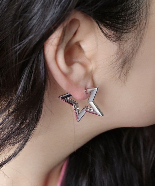 colleca la（コレカラ）の「星とハートのワンタッチピアス［large］（ピアス（両耳用）・レディース・シルバー系1/ゴールド系2/シルバー系2/ゴールド系1・ﾌﾘ-）」の7枚目の写真
