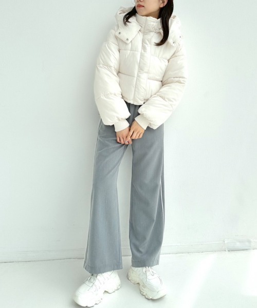 OLIVE des OLIVE（オリーブデオリーブ）の「中綿ショートブルゾン　1032070020（ダウンジャケット/コート・レディース・アイボリー/ブラック/ピンク・FREE）」の8枚目の写真