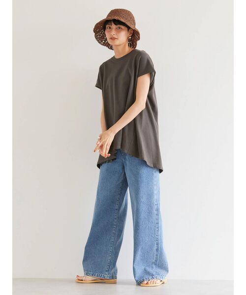 AMERICAN HOLIC（アメリカンホリック）の「バック異素材ドットボタンカットプルオーバー（Tシャツ/カットソー・レディース・チャコールグレー/グレイッシュベージュ/オフホワイト・L/M）」の8枚目の写真