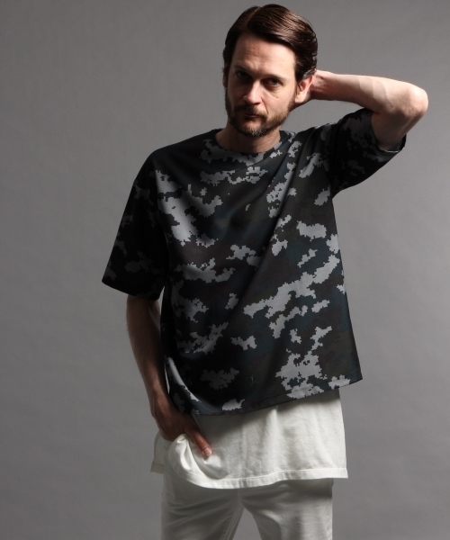 HARE（ハレ）の「デザインZIPプルオーバー(HARE)（Tシャツ/カットソー・メンズ・グレー/カーキ/ブラック・LARGE/SMALL/MEDIUM）」の14枚目の写真