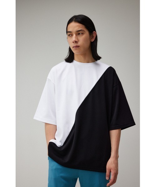 AZUL by moussy(アズールバイマウジー)の「BI-COLOR BIAS TOPS/バイカラーバイアストップス(Tシャツ/カットソー・メンズ・ホワイト系その他/ブラック系その他/ブルー系その他2・FREE)」の2枚目の写真
