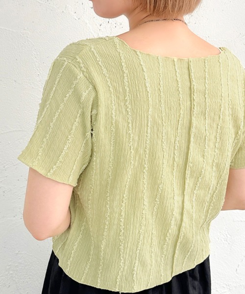apres jour mignon(アプレジュールミニョン)の「カットジャガードTシャツ【ZOZOTOWN限定アイテム】(Tシャツ/カットソー・レディース・ブラック/アイボリー/グリーン・X-LARGE/フリー)」の1枚目の写真